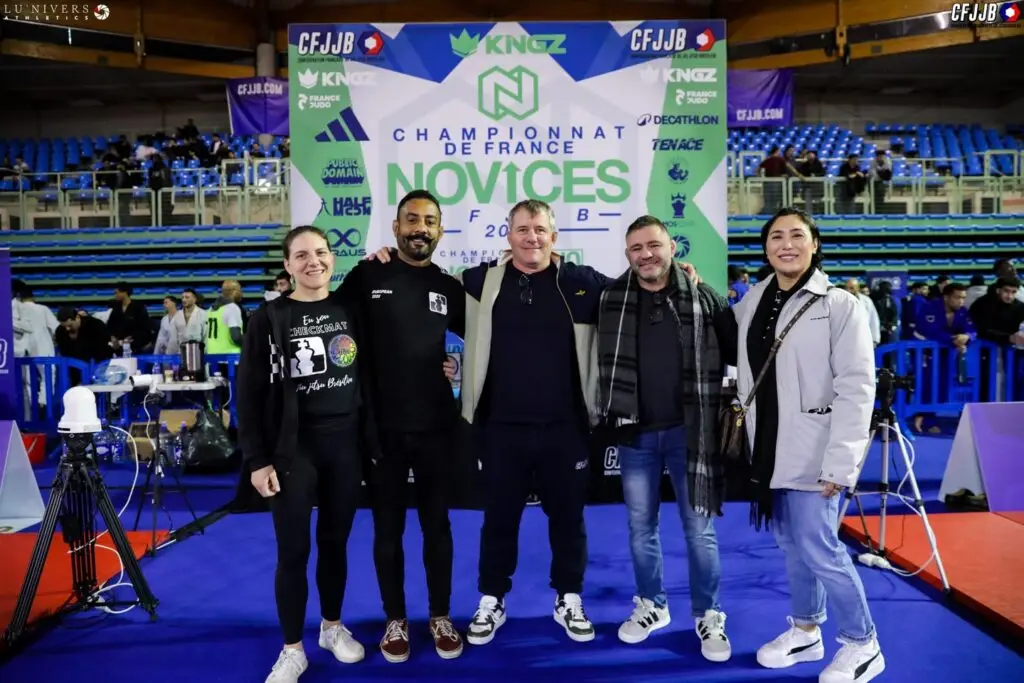 Stéphanie FAURE, Marcelo DE SOUZA, David GIORSETTI (préseident de la CFJJB), Sebastian Lalli, Leticia Tanabe Lors des championnats de France Novice à Paris
